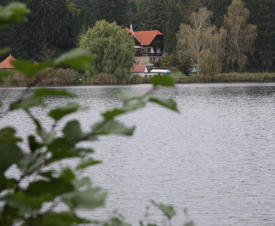 Agneslaki Okoturisztikai Centrum Es Vadaszhaz นาชคานีจา ภายนอก รูปภาพ