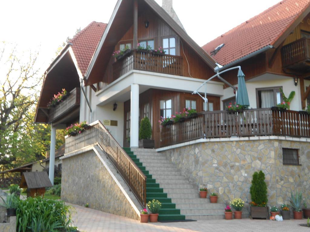 Agneslaki Okoturisztikai Centrum Es Vadaszhaz นาชคานีจา ภายนอก รูปภาพ